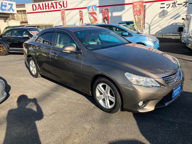 マークＸ ２５０Ｇ　リラックスセレクション　ワンオーナー　禁煙車　記録簿　ドライブレコーダー　パワーシート　スマートキー　スペアキー　ＣＤ　フルフラット（6枚目）