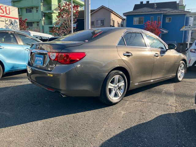 マークＸ ２５０Ｇ　リラックスセレクション　ワンオーナー　禁煙車　記録簿　ドライブレコーダー　パワーシート　スマートキー　スペアキー　ＣＤ　フルフラット（7枚目）