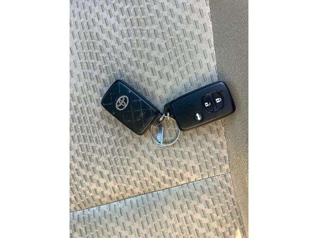 マークＸ ２５０Ｇ　リラックスセレクション　ワンオーナー　禁煙車　記録簿　ドライブレコーダー　パワーシート　スマートキー　スペアキー　ＣＤ　フルフラット（20枚目）