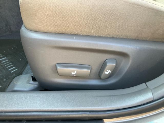 マークＸ ２５０Ｇ　リラックスセレクション　ワンオーナー　禁煙車　記録簿　ドライブレコーダー　パワーシート　スマートキー　スペアキー　ＣＤ　フルフラット（44枚目）