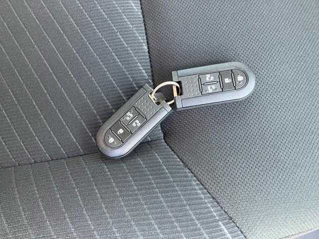 トール Ｇ　ＳＡＩＩＩ　ワンオーナー　禁煙車　記録簿　両側パワースライドドア　フルセグＴＶ　ナビ　バックカメラ　ＥＴＣ　ＤＶＤ再生　スマートキー　スペアキー　オートエアコン（12枚目）