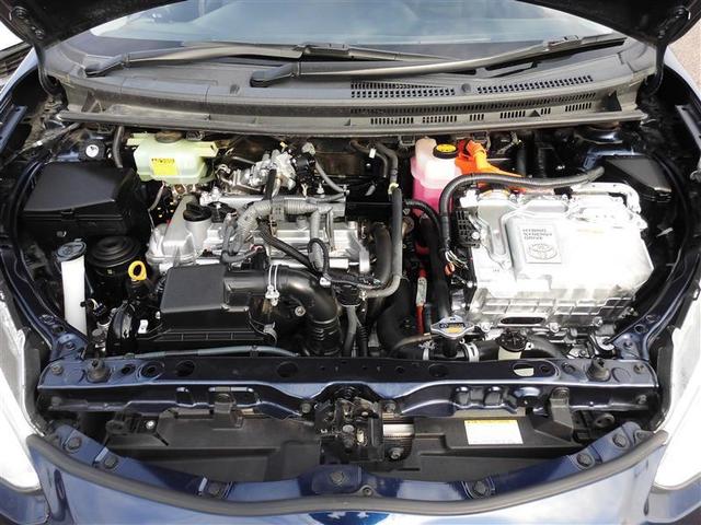 アクア Ｓスタイルブラック　ＨＤＤナビ　記録簿あり　バックモニタ－　ナビＴＶ　イモビライザー　スマートキープッシュスタート　１オーナー　Ｗエアバッグ　キーフリ　横滑り防止装置付き　１セグ　フルオートエアコン　ＡＢＳ　ＰＳ　エアＢ（22枚目）