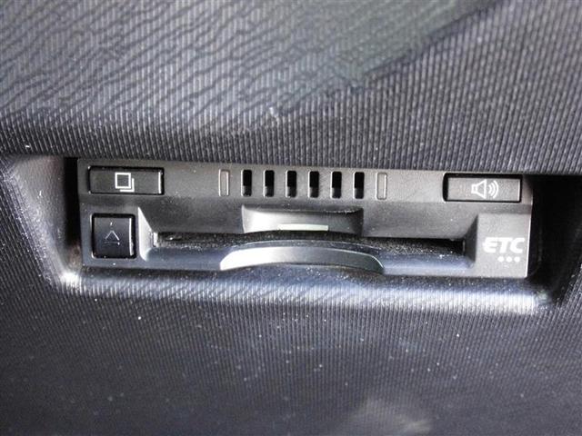 アクア Ｓスタイルブラック　記録簿あり　バックモニタ－　地デジフルセグ　ナビＴＶ　イモビライザー　ＬＥＤライト　スマートキープッシュスタート　１オーナー　ＥＴＣ付き　Ｗエアバッグ　キーフリ　メモリーナビゲーション　ＡＢＳ　ＰＳ（21枚目）