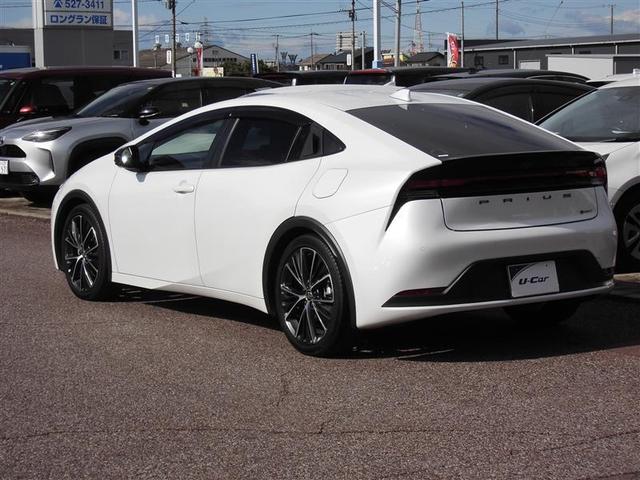 プリウス Ｚ　リアカメラ　プリクラッシュ　試乗車　１オーナ　メモリナビ　ＬＥＤランプ　ナビ・ＴＶ　オートクルーズ　アルミホイール　ドライブレコーダ　ＡＣ　運転席エアバッグ　横滑り防止装置　ＥＴＣ付　盗難防止システム（9枚目）