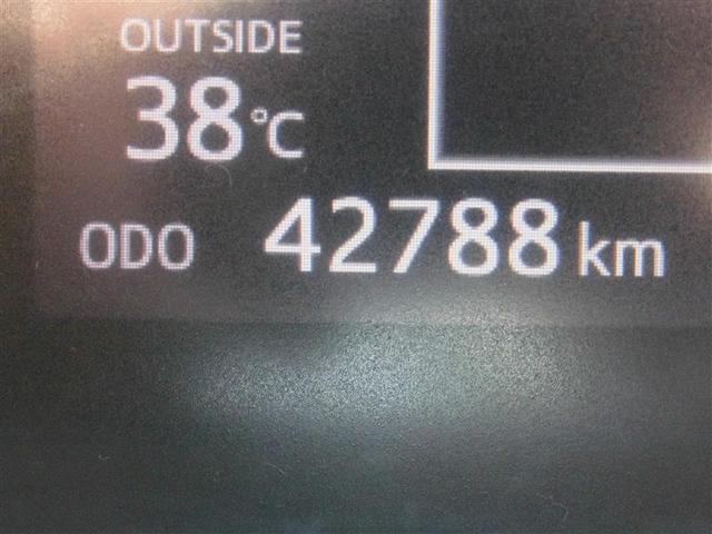 シエンタ Ｇ　ナビ・ＴＶ　スマートキープッシュスタート　アイドリングＳ　リアカメラ　地デジフルセグ　定期点検記録簿　フルオートエアコン　パワーウィンド　ＥＴＣ　運転席エアバック　パワステ　キーフリーシステム　ＡＢＳ（18枚目）