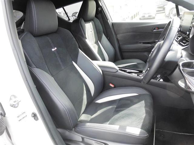 Ｃ－ＨＲ Ｓ　ＧＲスポーツ　点検記録簿　バックガイドモニター　ＬＥＤヘッドライト　フルセグＴＶ　クルコン　ドライブレコーダ　ナビ＆ＴＶ　スマートキー　ＥＴＣ　ＥＳＣ　オートエアコン　キーレス　エアバッグ　ワンオーナー　ＡＷ（14枚目）