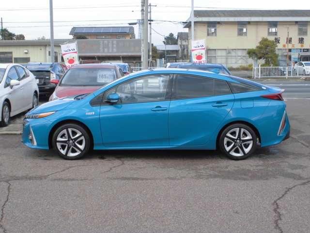 A プレミアム 当社試乗車 SDナビ バックモニター(5枚目)