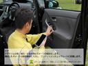 Ｓ　運転席パワーウィンドウ　フルセグテレビ　取説記録簿　Ｗエアバック　スマキー　ワンオーナー車　ＤＶＤプレーヤー　ナビＴＶ　オートエアコン　イモビライザー　横滑り防止　キ－レス　運転席エアバッグ　ＡＢＳ（43枚目）