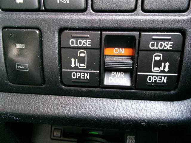 ヴォクシー ZS 煌III プリクラッシュ スマートキ アイスト DVD再生機能 横滑り防止装置 ナビTV アルミ 三列シート WAC 盗難防止 オートエアコン キーレス ETC装備 パワステ メモリナビ クルコン ABS(30枚目)