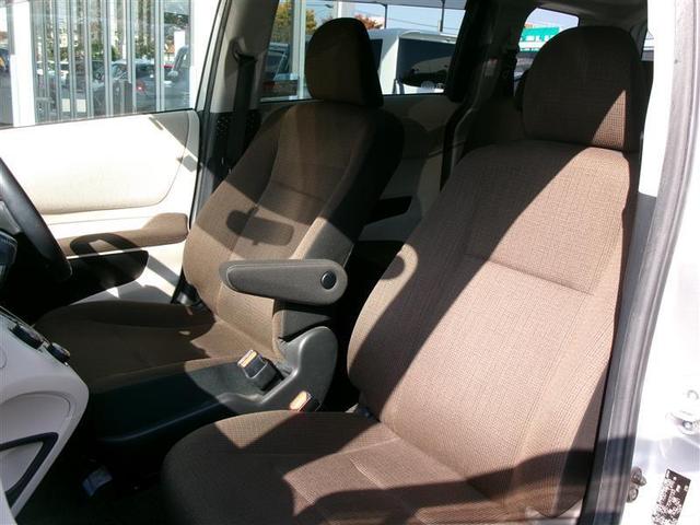 シエンタ ハイブリッドG LEDライト 地デジ DVD キーフリー スマキー 横滑り防止システム メモリナビ ナビTV ETC イモビライザー 運転席エアバック フルオートエアコン デュアルエアバッグ PW 3列シート ABS(15枚目)