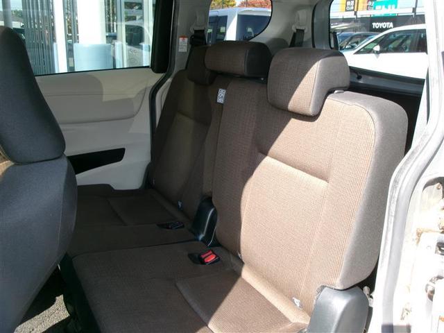 シエンタ ハイブリッドG LEDライト 地デジ DVD キーフリー スマキー 横滑り防止システム メモリナビ ナビTV ETC イモビライザー 運転席エアバック フルオートエアコン デュアルエアバッグ PW 3列シート ABS(16枚目)