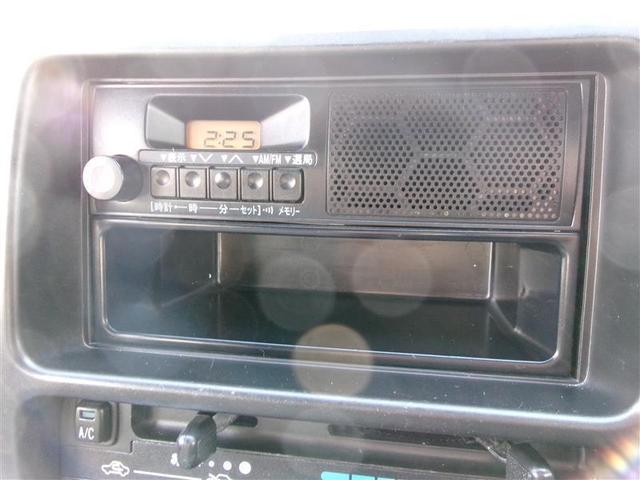 ハイゼットカーゴ ＤＸ　全席パワーウインドウ　ダブルエアバック　フルフラット　ＳＲＳ　パワステ　エアコン　ＡＢＳ（3枚目）