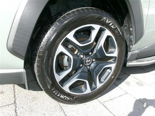 ＲＡＶ４ アドベンチャー　リヤカメラ　アルミ　クルーズＣ　ナビテレビ　ＬＥＤライト　イモビ　地デジ　ＥＳＣ　スマキー　ＰＳ　ＥＴＣ付き　エアコン　４ＷＤ車　パワーウインドウ　サイドエアバッグ　ＡＢＳ　キーレス　ＤＶＤ再生（7枚目）