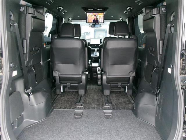 ヴォクシー ハイブリッドS-Z パワーウィンドウ DVD再生機能 インテリキー 横滑防止装置 地デジTV アクティブクルーズコントロール フルオートエアコン リアカメラ エアバッグ 寒冷地仕様 ABS ナビTV WAC キーレス(13枚目)