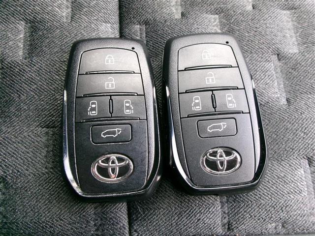 ヴォクシー ハイブリッドS-Z パワーウィンドウ DVD再生機能 インテリキー 横滑防止装置 地デジTV アクティブクルーズコントロール フルオートエアコン リアカメラ エアバッグ 寒冷地仕様 ABS ナビTV WAC キーレス(32枚目)