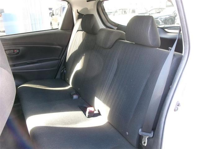 ヴィッツ F セキュリティ アイドリングストップ車 パワーウィンドウ エアバック Wエアバック エアコン 横滑り防止装置 スマートキー キーレスキー フルセグ パワステ DVD再生 ナビ・TV ABS ワンオーナー(14枚目)