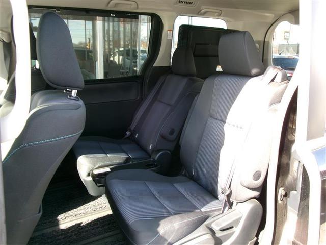 ヴォクシー ZS 煌II スマートキー・プッシュスタート バックガイドモニター セキュリティアラーム 両側パワスラドア ETC車載器 地デジテレビ VSC LEDライト 助手席エアバック キーレスエントリー AC パワステ(19枚目)