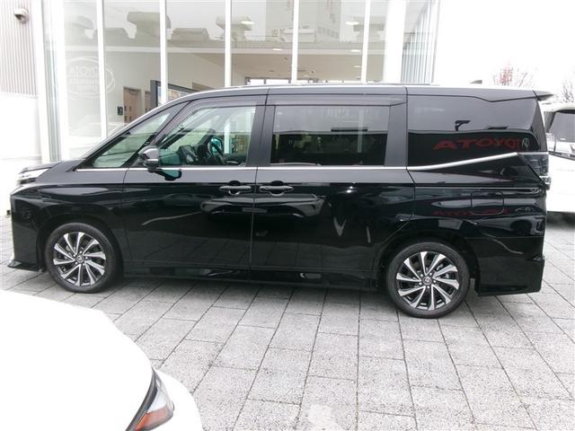 ヴォクシー ハイブリッドＳ－Ｚ　パワーウィンドウ　ＤＶＤ再生機能　インテリキー　横滑防止装置　地デジＴＶ　アクティブクルーズコントロール　フルオートエアコン　リアカメラ　エアバッグ　ＡＢＳ　ナビＴＶ　ＷＡＣ　アルミホイール　キーレス（15枚目）