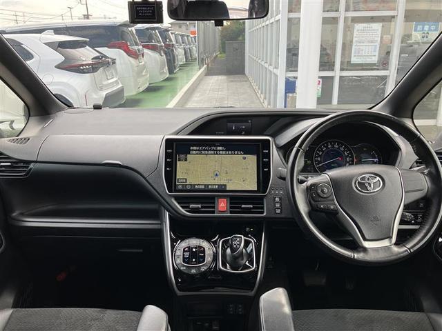 ヴォクシー ハイブリッドZS 煌III ドライブレコーダ 地デジTV リヤカメラ 1オナ車 Wエアコン スマートキー ミュージックプレイヤー接続可 DVD再生可 クルコン VSC キーレス アルミホイール ナビ&TV LEDヘッドランプ(18枚目)