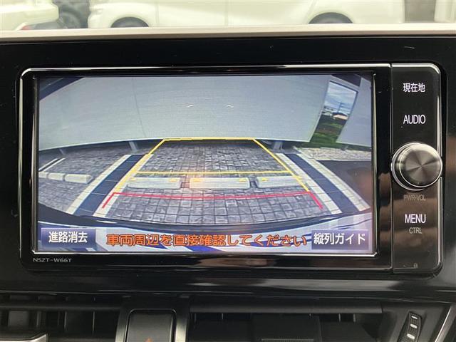 【バックモニター】バックカメラが装着されています。車庫入れが苦手な方もこれがあれば安心ですね