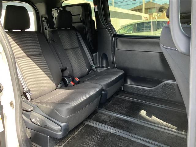 ヴォクシー ZS 煌II スマートキー・プッシュスタート バックガイドモニター セキュリティアラーム 両側パワスラドア 1オーナー ETC車載器 地デジテレビ 記録簿付き VSC LEDライト 助手席エアバック AC パワステ(19枚目)