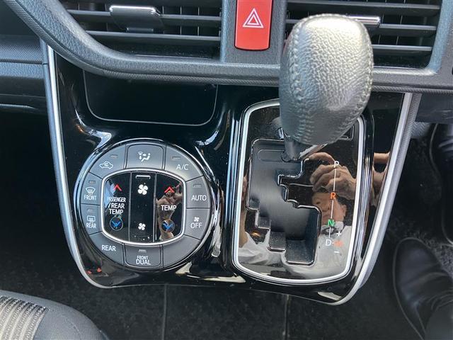 ヴォクシー ZS 煌II スマートキー・プッシュスタート バックガイドモニター セキュリティアラーム 両側パワスラドア 1オーナー ETC車載器 地デジテレビ 記録簿付き VSC LEDライト 助手席エアバック AC パワステ(21枚目)