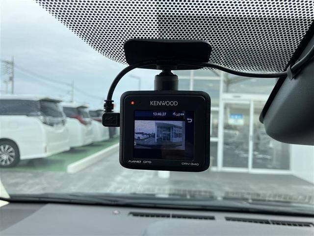 プリウスα S ワンオーナ クルコン スマキー 盗難防止システム 地デジTV 整備記録簿 パワーウィンドウ 運転席エアバッグ サイドカーテンエアバック デュアルエアバック ETC車載器 キーレスエントリー アルミ(27枚目)