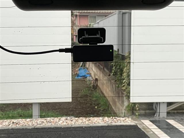 シエンタ Ｚ　１オナ　Ｗ電動ドア　ＤＶＤ再生　イモビ　クルーズＣ　ＬＥＤヘッドランプ　アルミ　ＥＴＣ　Ｓキー　横滑り防止機能　メモリーナビ　パワーウィンドウ　エアバック　ＡＢＳ　ドラレコ　カーテンエアバック　寒冷地（28枚目）