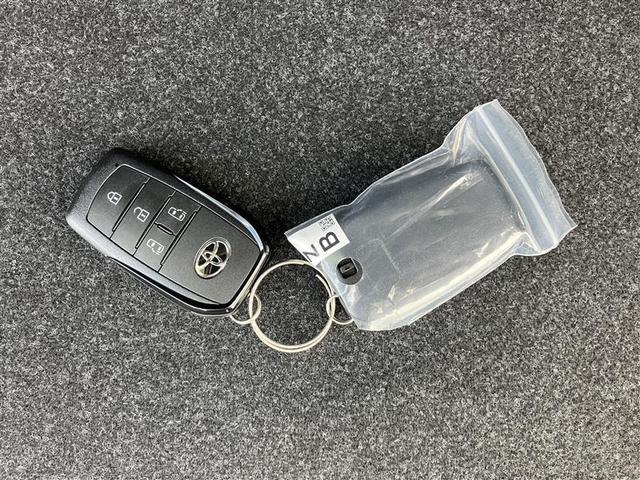 シエンタ Ｚ　１オナ　Ｗ電動ドア　ＤＶＤ再生　イモビ　クルーズＣ　ＬＥＤヘッドランプ　アルミ　ＥＴＣ　Ｓキー　横滑り防止機能　メモリーナビ　パワーウィンドウ　エアバック　ＡＢＳ　ドラレコ　カーテンエアバック　寒冷地（32枚目）