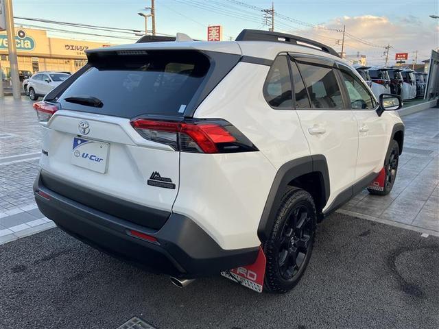 RAV4 アドベンチャー オフロードパッケージII 横滑り防止装置 地デジ 衝突被害軽減ブレーキ バックモニター メモリーナビ ワンオーナー アルミホイール オートクルーズコントロール LEDヘッドランプ フルタイム4WD 記録簿 盗難防止システム(9枚目)