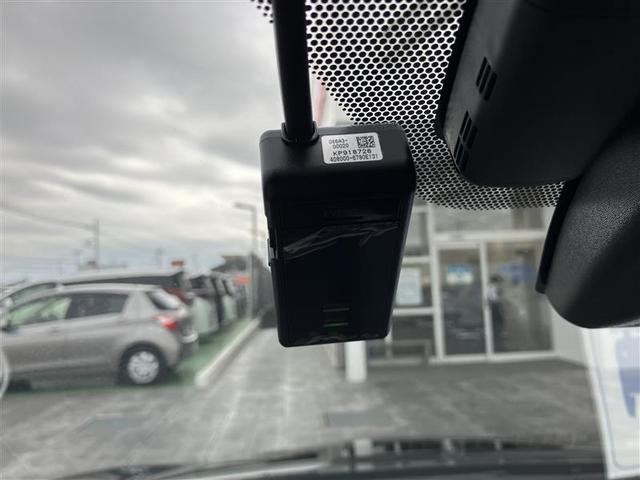 Ｃ－ＨＲ Ｇ　ＴＳＳ　ワンオナ　定期点検記録簿　バックモニタ　イモビライザー　ナビ＆ＴＶ　ＥＴＣ付　キーフリーシステム　スマキー　横滑り防止機能　クルーズＣ　ワンセグＴＶ　ドライブレコ－ダ－　エアバッグ　アルミ（24枚目）