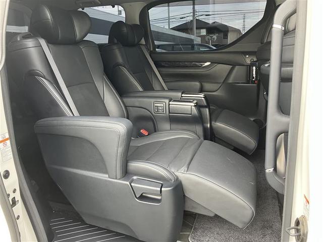 ヴェルファイアハイブリッド ＺＲ　Ｇエディション　地上デジタル　レザー　ミュージックプレイヤー接続可　横滑り防止機能　１００Ｖ　ＬＥＤ　ドラレコ付き　寒冷地仕様車　記録簿付　ナビ＆ＴＶ　Ｗエアコン　スマキー　メモリーナビ　電動シート　盗難防止装置（19枚目）