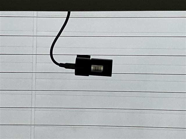 ヴェルファイアハイブリッド ＺＲ　Ｇエディション　地上デジタル　レザー　ミュージックプレイヤー接続可　横滑り防止機能　１００Ｖ　ＬＥＤ　ドラレコ付き　寒冷地仕様車　記録簿付　ナビ＆ＴＶ　Ｗエアコン　スマキー　メモリーナビ　電動シート　盗難防止装置（29枚目）