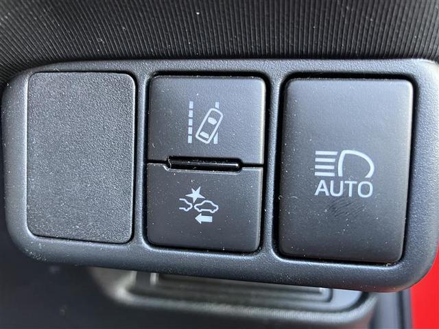 アクア クロスオーバー　グラム　セキュリティアラーム　点検記録簿　ＤＶＤ再生　ＬＥＤヘッドランプ　バックカメラ　ワンオーナー　メモリーナビ　ドラレコ　アルミ　ナビ＆ＴＶ　横滑り防止　キーレス　エアバック　ミュージックプレイヤー接続可（20枚目）