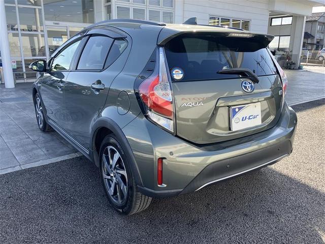 アクア クロスオーバー グラム セキュリティアラーム 点検記録簿 DVD再生 LEDヘッドランプ バックカメラ ワンオーナー メモリーナビ ETC ドラレコ アルミ ナビ&TV 横滑り防止 キーレス エアバック オートエアコン(10枚目)