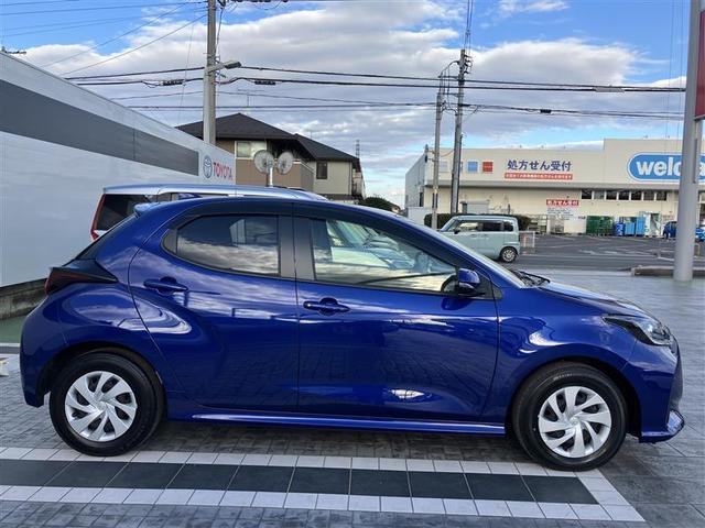 ヤリス X 被害軽減ブレーキ Bカメラ ドラレコ付 キーレスエントリー ワンオーナー スマートキー&プッシュスタート 点検記録簿 ミュージックプレイヤー接続可 クルーズコントロール ESC サイドエアバッグ(7枚目)