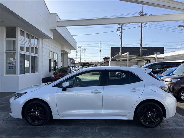 カローラスポーツ ハイブリッドG スタイルパッケージ 衝突軽減ブレーキ LEDライト エアコン スマキー 横滑り防止装置 エアバッグ 盗難防止システム アルミホイール ワンオーナー バックカメラ ドラレコ ETC パワステ キーレス 記録簿 ABS(7枚目)