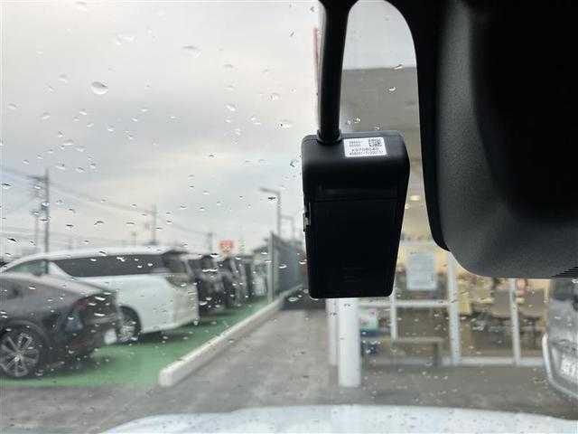 ライズ Ｚ　誤発進抑制機能　エアコン　スマートキー＆プッシュスタート　地デジＴＶ　ドライブレコーダ　ＶＳＡ　盗難防止装置　ミュージックプレイヤー接続可　アイドリングストップ機能　クルコン　バックモニター　キーレス（24枚目）