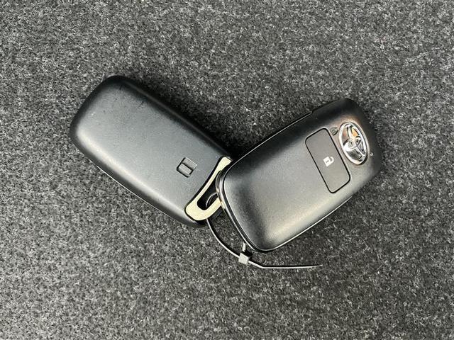 ライズ Ｚ　誤発進抑制機能　エアコン　スマートキー＆プッシュスタート　地デジＴＶ　ドライブレコーダ　ＶＳＡ　盗難防止装置　ミュージックプレイヤー接続可　アイドリングストップ機能　クルコン　バックモニター　キーレス（28枚目）