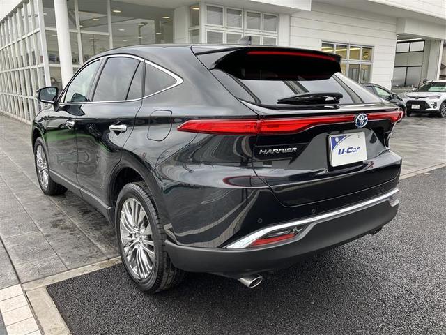 ハリアーハイブリッド Ｚ　レザーパッケージ　地デジ　横滑防止　盗難防止システム　Ｂモニター　革　ＬＥＤライト　パワーウィンドウ　クルコン　スマートキ－　助手席エアバック　パワーシート　エアバッグ　点検記録簿　オートエアコン　ナビＴＶ　ＥＴＣ（10枚目）