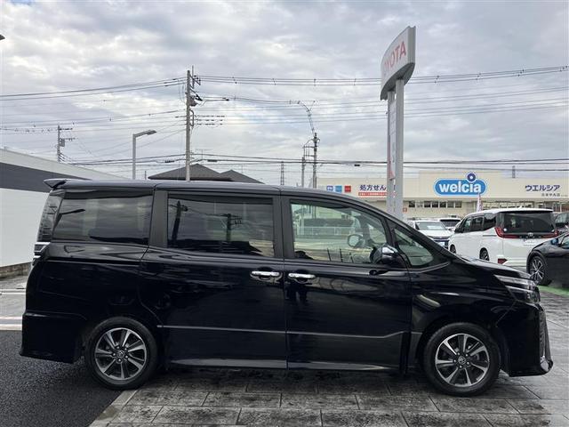 ヴォクシー ＺＳ　煌ＩＩ　スマートキー・プッシュスタート　バックガイドモニター　セキュリティアラーム　両側パワスラドア　１オーナー　ＥＴＣ車載器　地デジテレビ　記録簿付き　ＶＳＣ　ＬＥＤライト　助手席エアバック　ＡＣ　パワステ（7枚目）