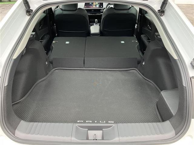 プリウス Ｚ　元当社社用車　プリクラッシュ　試乗車　ＰＷシート　１オーナ　メモリナビ　ＡＣ１００Ｖ電源　ＬＥＤランプ　ナビ・ＴＶ　オートクルーズ　アルミホイール　ドライブレコーダ　ＡＣ　運転席エアバッグ　ＥＴＣ付（12枚目）