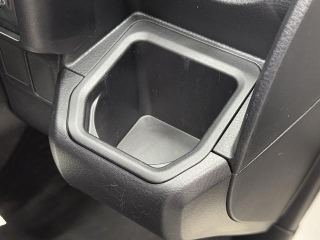 プロボックス ハイブリッドＤＸ　コンフォート　ＡＭＦＭラジオ　ＡＵＸ接続　ＥＴＣ車載器　Ａストップ　運転席パワーウインドウ　リモコンキー　エアバック　パワステ　イモビライザー　Ｗエアバック　エアコン　ＥＳＣ　ＡＢＳ　記録簿　ドラレコ付き（9枚目）