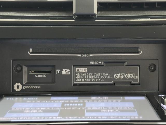 プリウス Ａ　衝突軽減ブレーキシステム　ナビ　Ｂモニタ　記録簿有　ＬＥＤヘッド　ブラインドスポットモニター　クルーズコントロール　スマートキー　Ｉストップ　ドライブレコーダー　ＥＴＣ　アルミホイル　オートエアコン（9枚目）