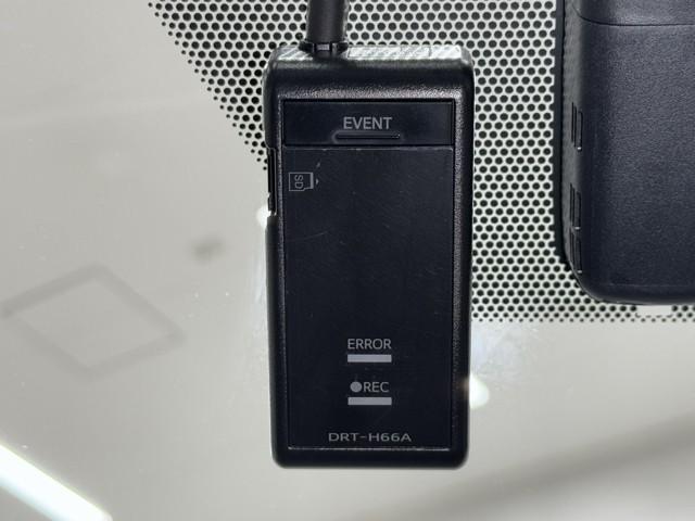 プリウス Ａ　衝突軽減ブレーキシステム　ナビ　Ｂモニタ　記録簿有　ＬＥＤヘッド　ブラインドスポットモニター　クルーズコントロール　スマートキー　Ｉストップ　ドライブレコーダー　ＥＴＣ　アルミホイル　オートエアコン（10枚目）
