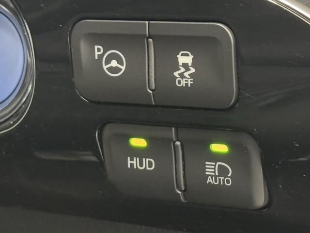 プリウス Ａ　衝突軽減ブレーキシステム　ナビ　Ｂモニタ　記録簿有　ＬＥＤヘッド　ブラインドスポットモニター　クルーズコントロール　スマートキー　Ｉストップ　ドライブレコーダー　ＥＴＣ　アルミホイル　オートエアコン（15枚目）