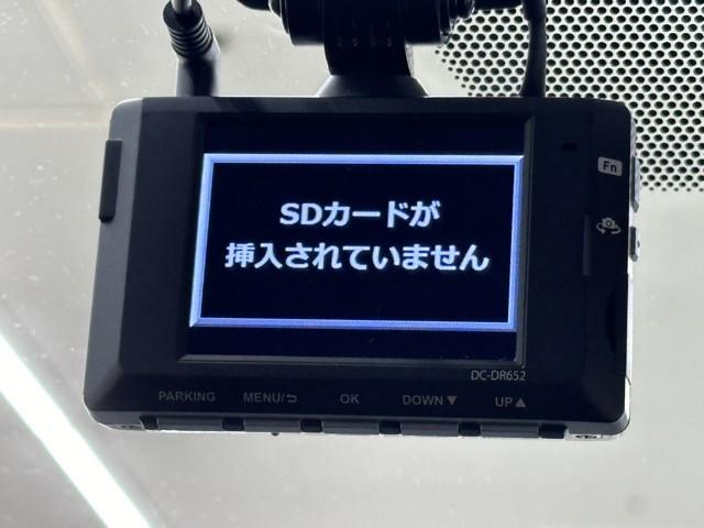 アクア Sスタイルブラック 衝突軽減 ナビ パノラミックビュー 記録簿あり バックモニタ- 地デジフルセグ ナビTV イモビライザー LEDライト スマートキープッシュスタート 1オーナー ETC付き Wエアバッグ ドラレコ付き(13枚目)