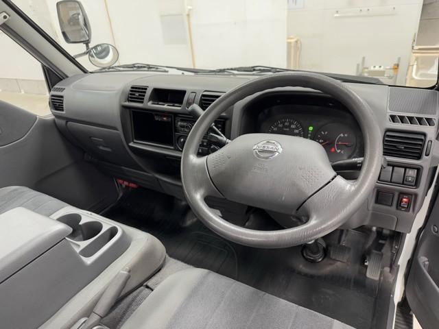 バネットトラック ＤＬスーパーローＷタイヤ　ＣＤチューナー　エアバッグ　パワーウインドウ　ＥＴＣ車載器　パワーゲート（4枚目）