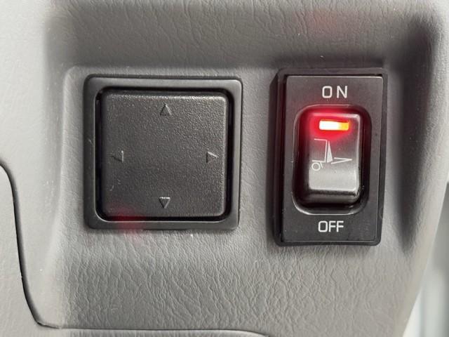 バネットトラック ＤＬスーパーローＷタイヤ　ＣＤチューナー　エアバッグ　パワーウインドウ　ＥＴＣ車載器　パワーゲート（11枚目）