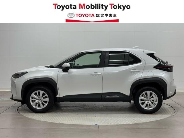 ヤリスクロス Ｇ　衝突軽減　ディスプレイオーディオ　バックモニター　ＥＴＣ装備　スマートエントリー　イモビライザー　オートエアコン　アルミホイール　キーレス　クルコン　ＡＢＳ　ドライブレコーダー　エアバッグ（3枚目）